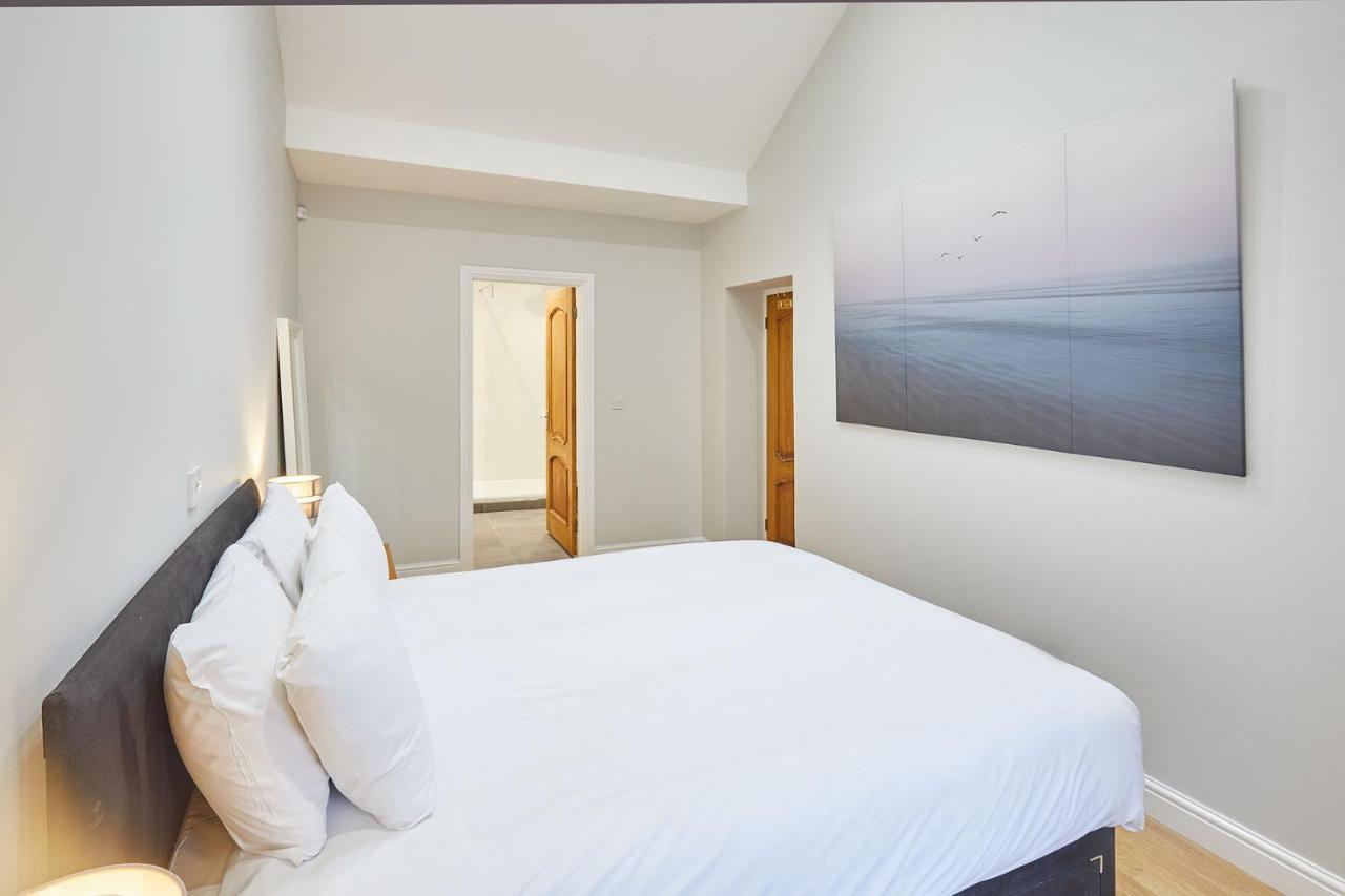 Host & Stay - Iona Cottage Beadnell Exteriör bild